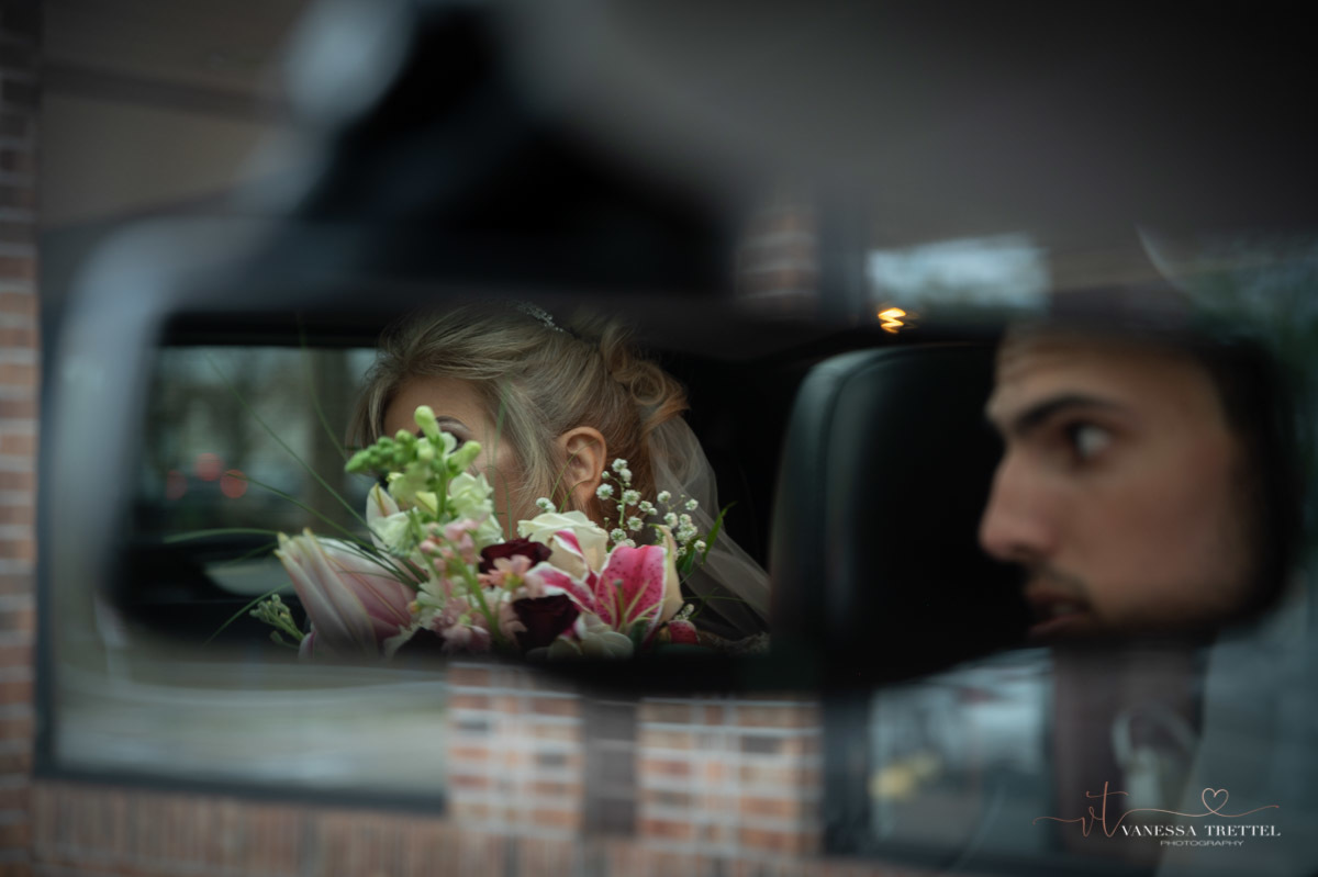 Wedding photographer in CT
wedding in the restaurant
wedding dress
civil wedding
Bridesmaids with red dress
Vanessa Trettel Photography