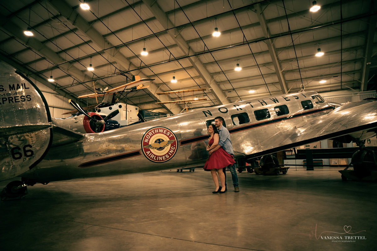 airplane engagement photo
New England Air Museum
engagement photographer
engagement photography airplane
Vanessa Trettel Photography