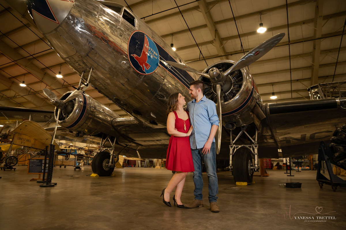 airplane engagement photo
New England Air Museum
engagement photographer
engagement photography airplane
Vanessa Trettel Photography
