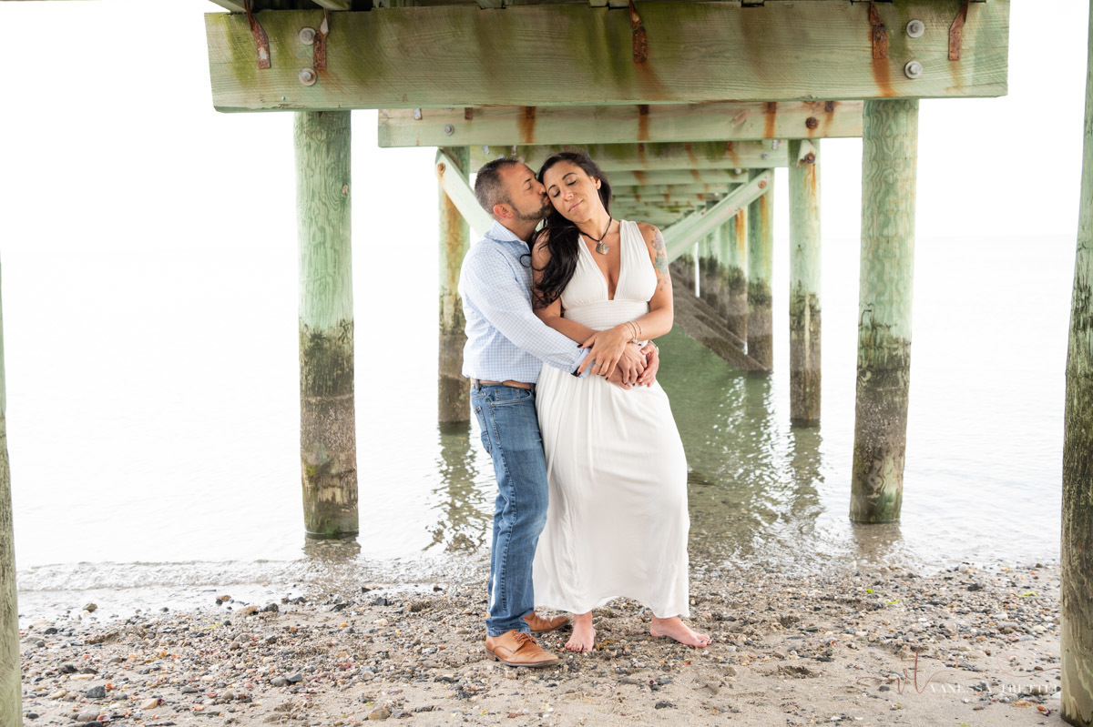 family photography in the beach
Milford Beach, CT photos
Vanessa Trettel Photography
family photographer in CT 