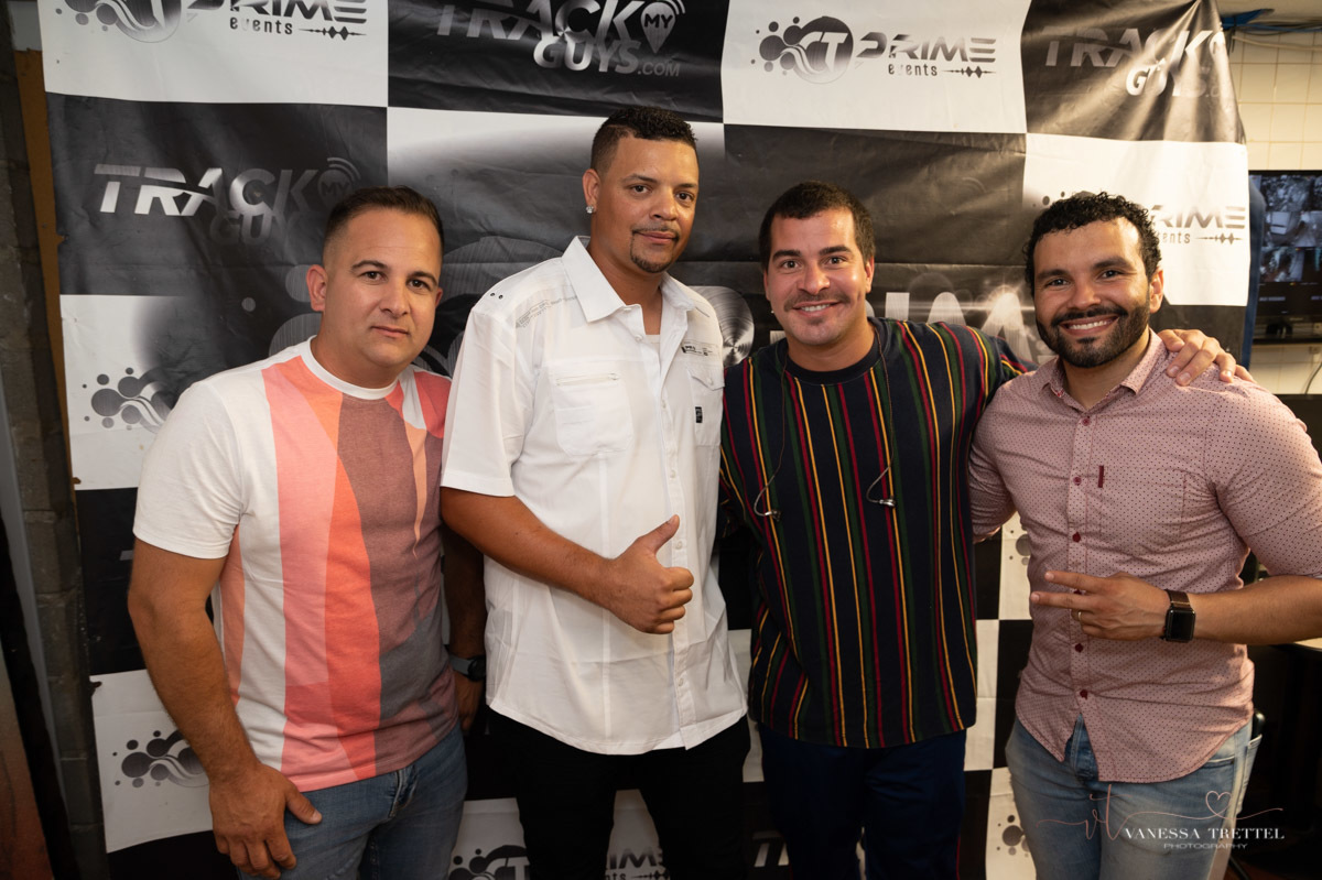 Vanessa Trettel Photography
Event photos
Thiago Martins USA
Wedding photographer
Couple photographer
Concert photographer
NYC photographer
NYC couple photographer