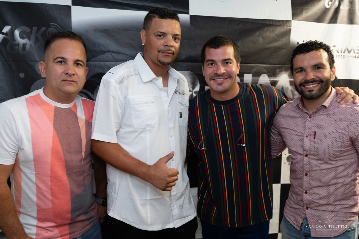 Vanessa Trettel Photography
Event photos
Thiago Martins USA
Wedding photographer
Couple photographer
Concert photographer
NYC photographer
NYC couple photographer