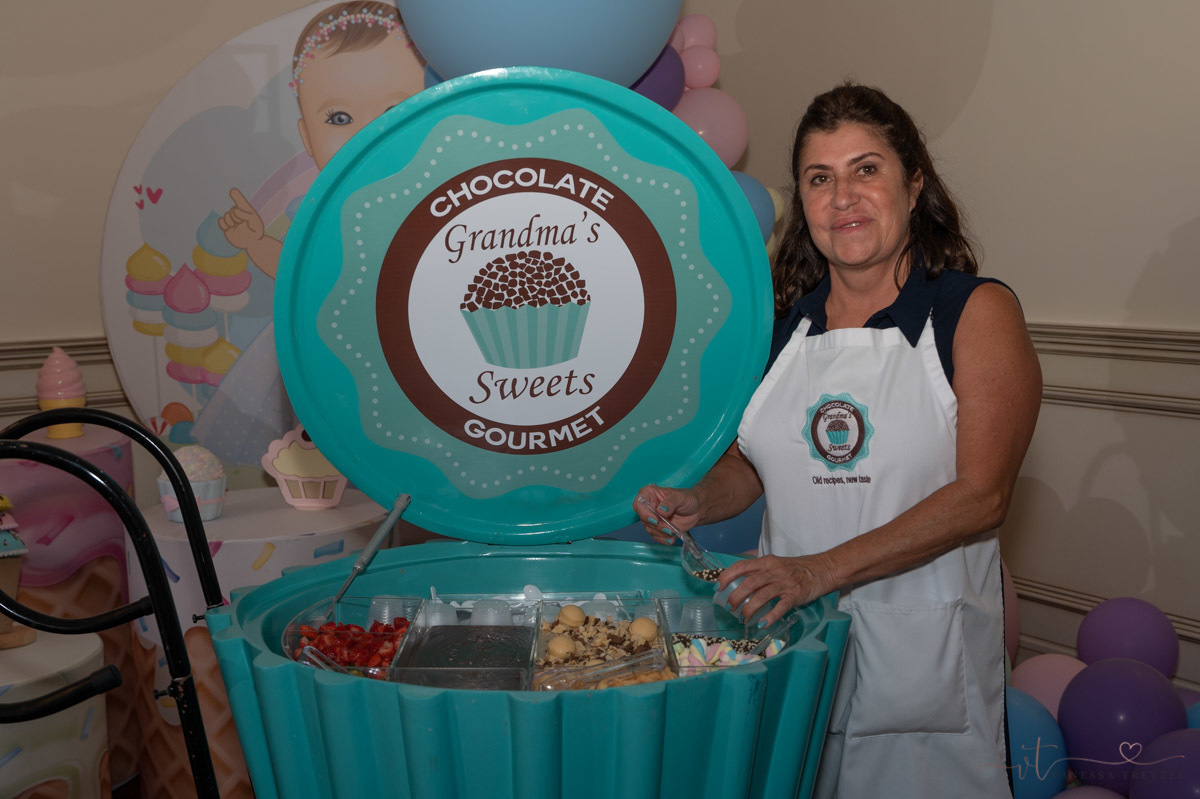 1st year birthday party
1st year photos
candy photography
Vanessa Trettel Photography
family photographer