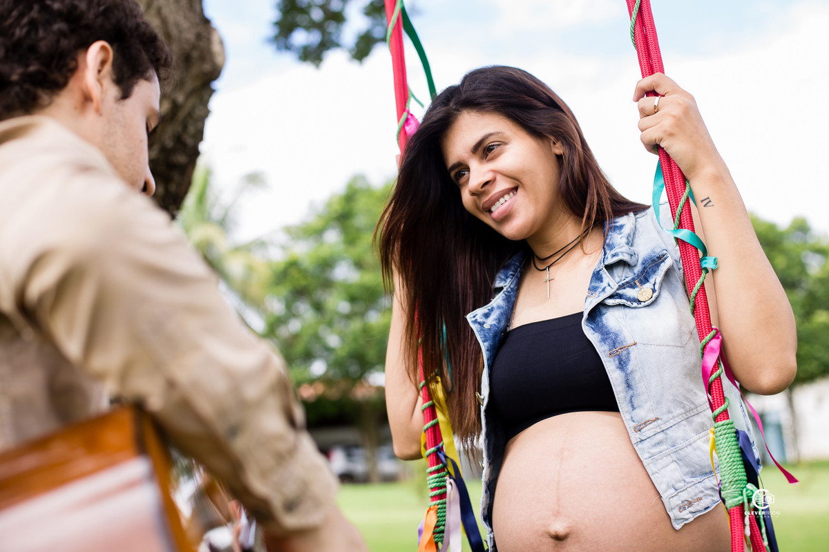 Fotografo Cléver Freitas Fez um ensaio fotográfico de gestante lindo de mias como um book