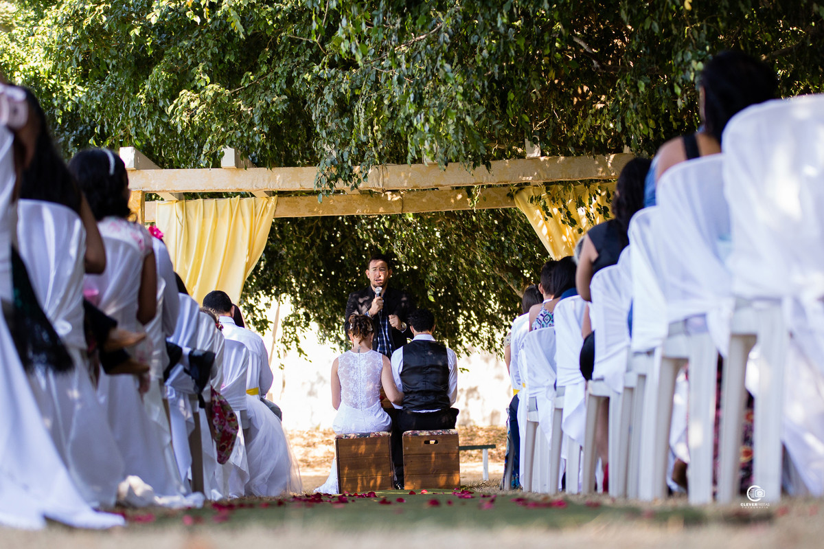 tudo perfeto no casamento em um domingo pela manha