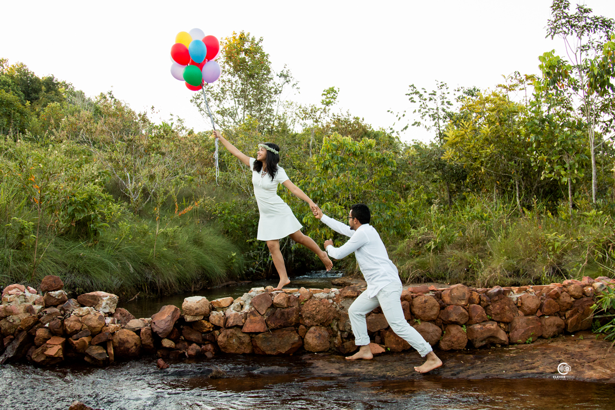 Pre wedding ao ar livre de Cleciane e Saulo no Vale Encanta em Rondonópolis MT