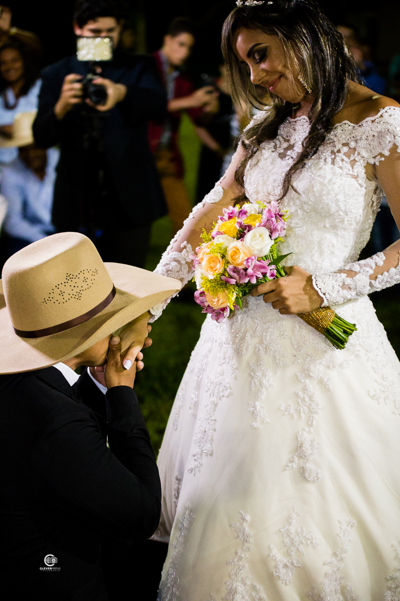 Na cidade de Rondonopolis mt a fotografia de casamento country e lindo.Na cidade de Rondonopolis mt a fotografia de casamento country e lindo.