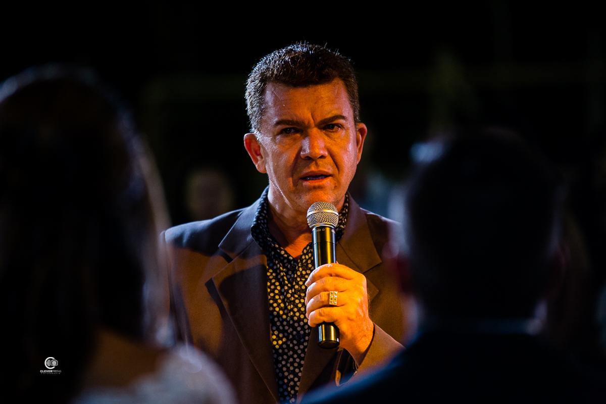 Na cidade de Rondonopolis mt a fotografia de casamento country e lindo.