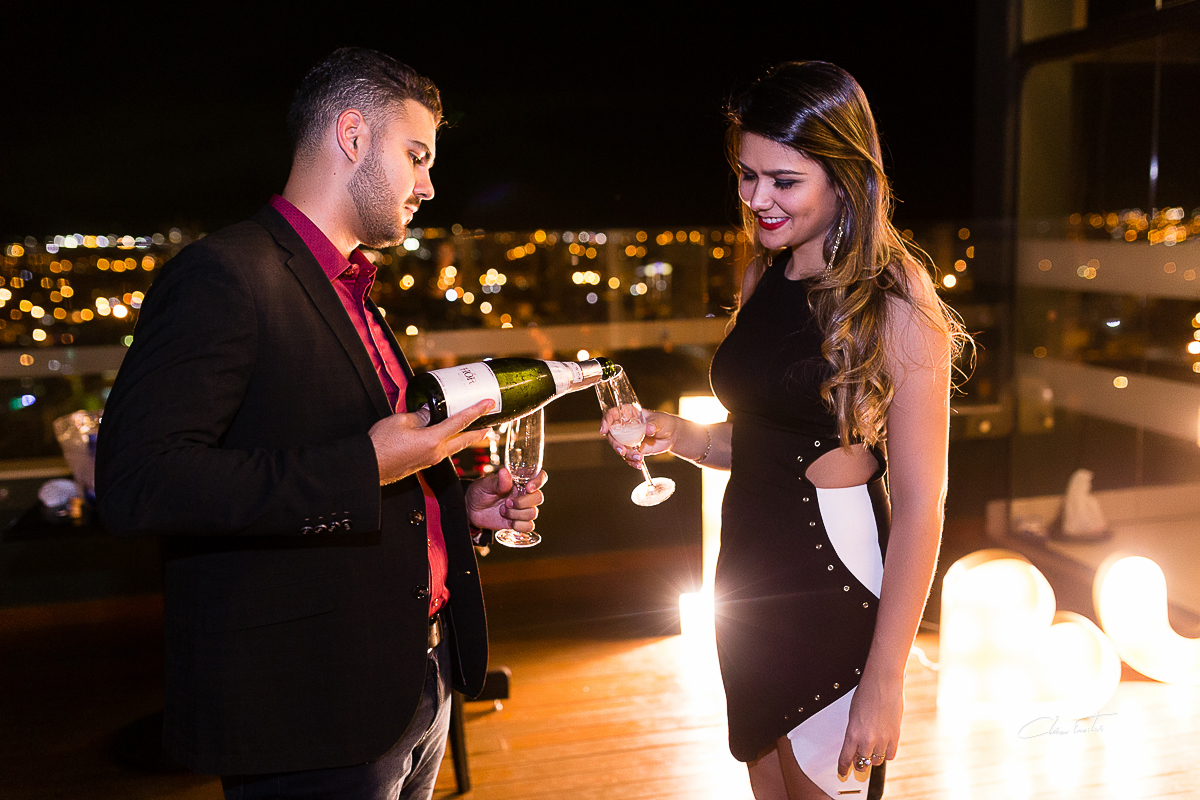 Pedido-de-casamento-noivado-Comfort-Hotel-em-Rondonópolis-MT-Ensaio-fotográfico-perfeito-com-fotografo-especializado-em-Retrato-feminino-Cléver-Freitas-Mato-Grosso