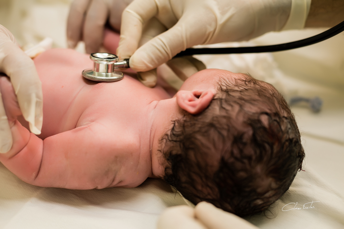 Fotografo: Cléver Freitas Mamãe: Greice Daniele Papai: Erik Valeriano Filha: Isabela Obstetra: Larissa Fonseca - Pediatra: Rafael Almeida - Parto nascimento 