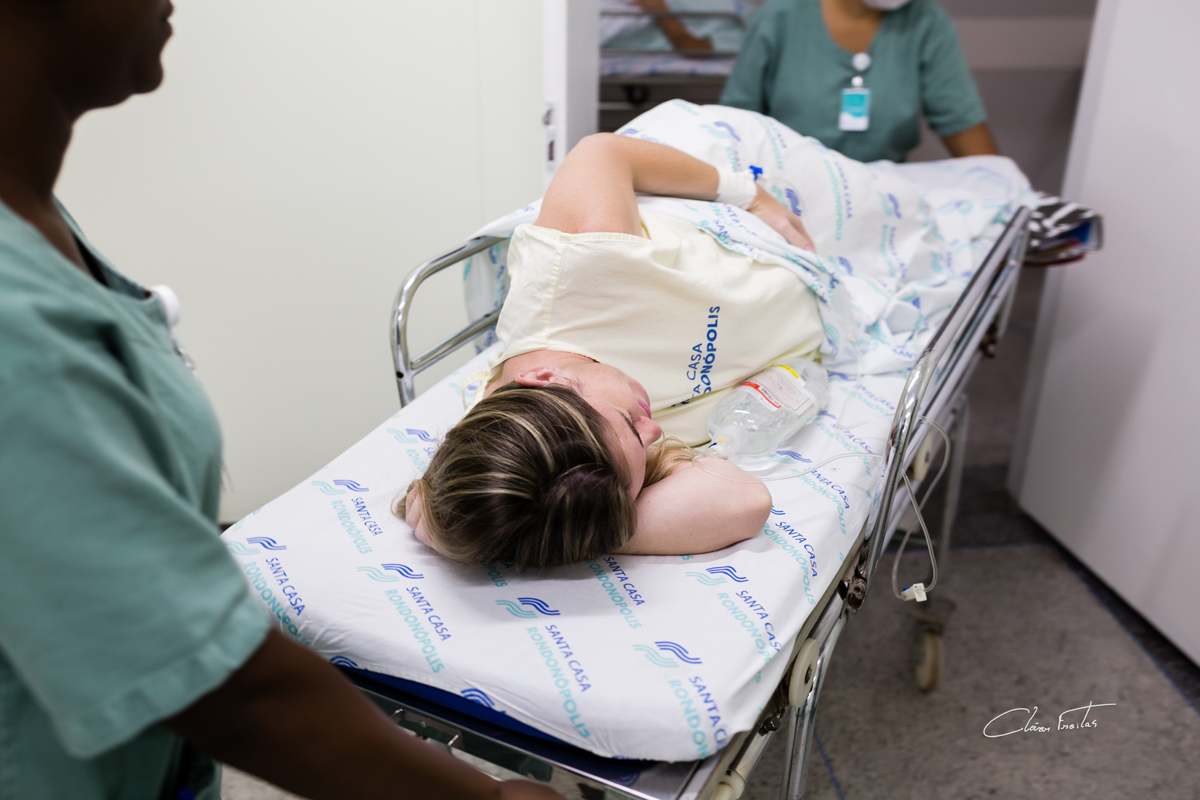 Fotografo: Cléver Freitas Mamãe: Greice Daniele Papai: Erik Valeriano Filha: Isabela Obstetra: Larissa Fonseca - Pediatra: Rafael Almeida - Parto nascimento 