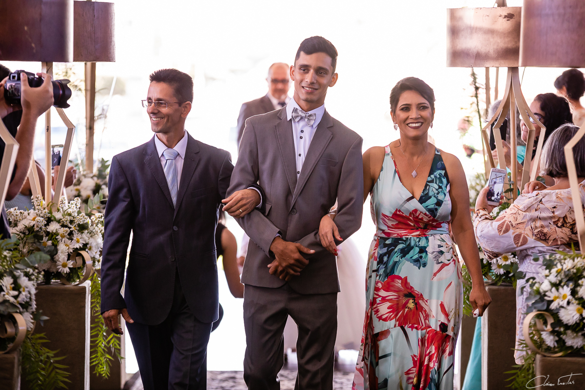 Casamento que foi realizado na Igreja Santa Crus em Rondonópolis MT