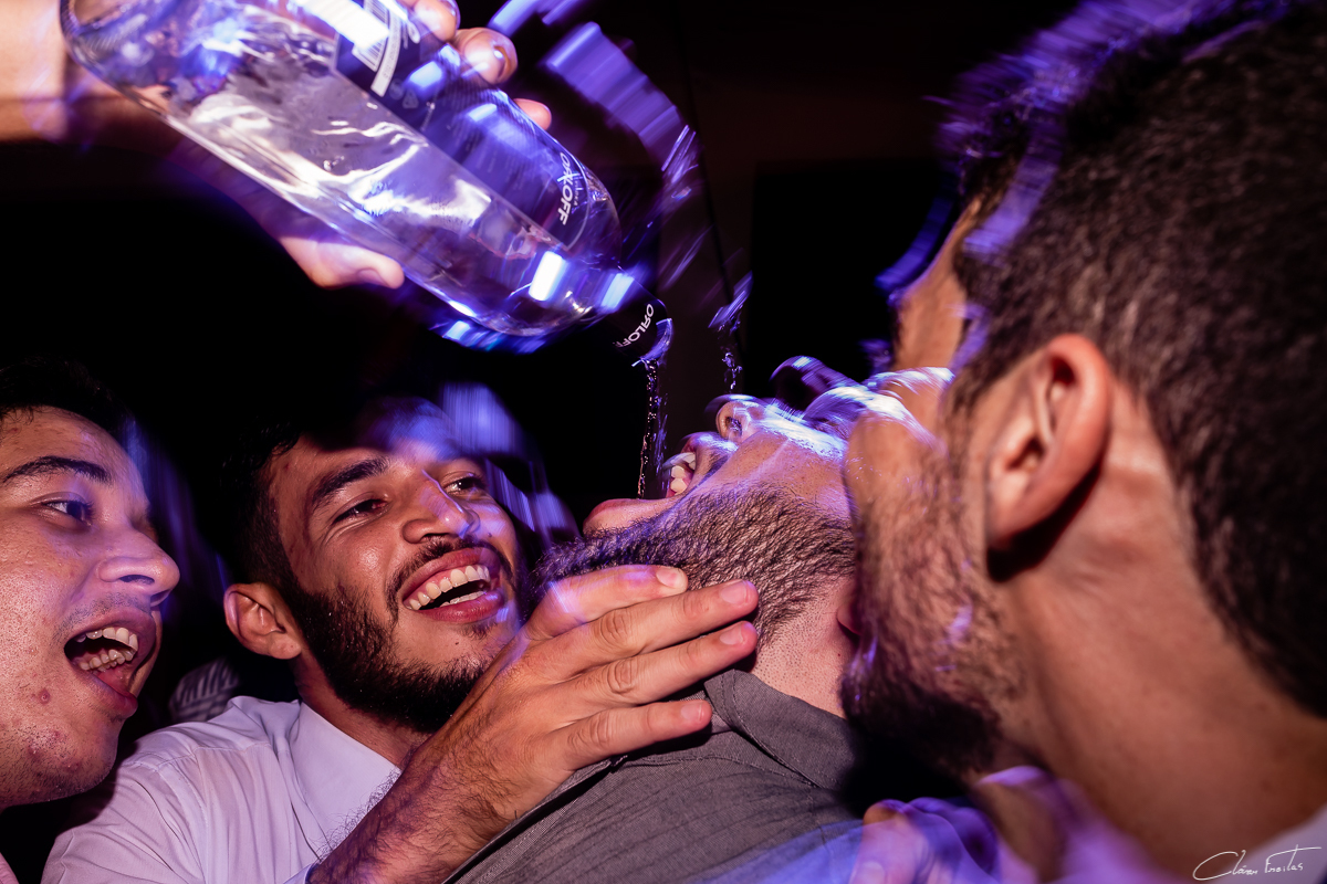 Capela N.S Rosa Mística Mato Grosso Rondonópolis-MT casamento Suzany e Igor  - Making of  do Noivo no goyano barbershop em Rondonópolis MT -  Making of da Noiva Suzany no Hotel Rios e sua Maquiadora Cristiana Almeida Makeup