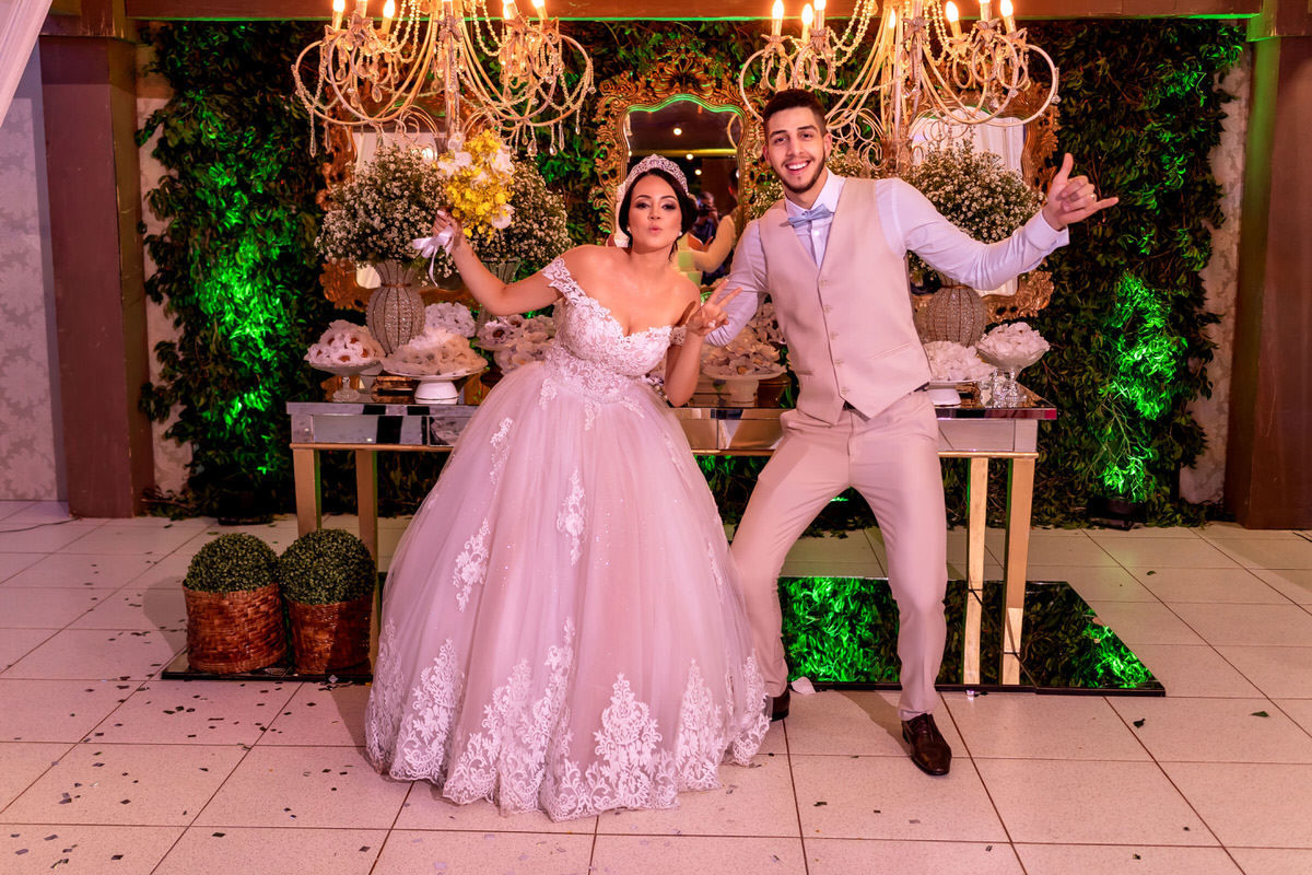 casamento-no-por-do-sol-wedding-renata-e-guilherme-rondonopolis-mt-fotografo-de-casamento-atardecer-noiva-linda