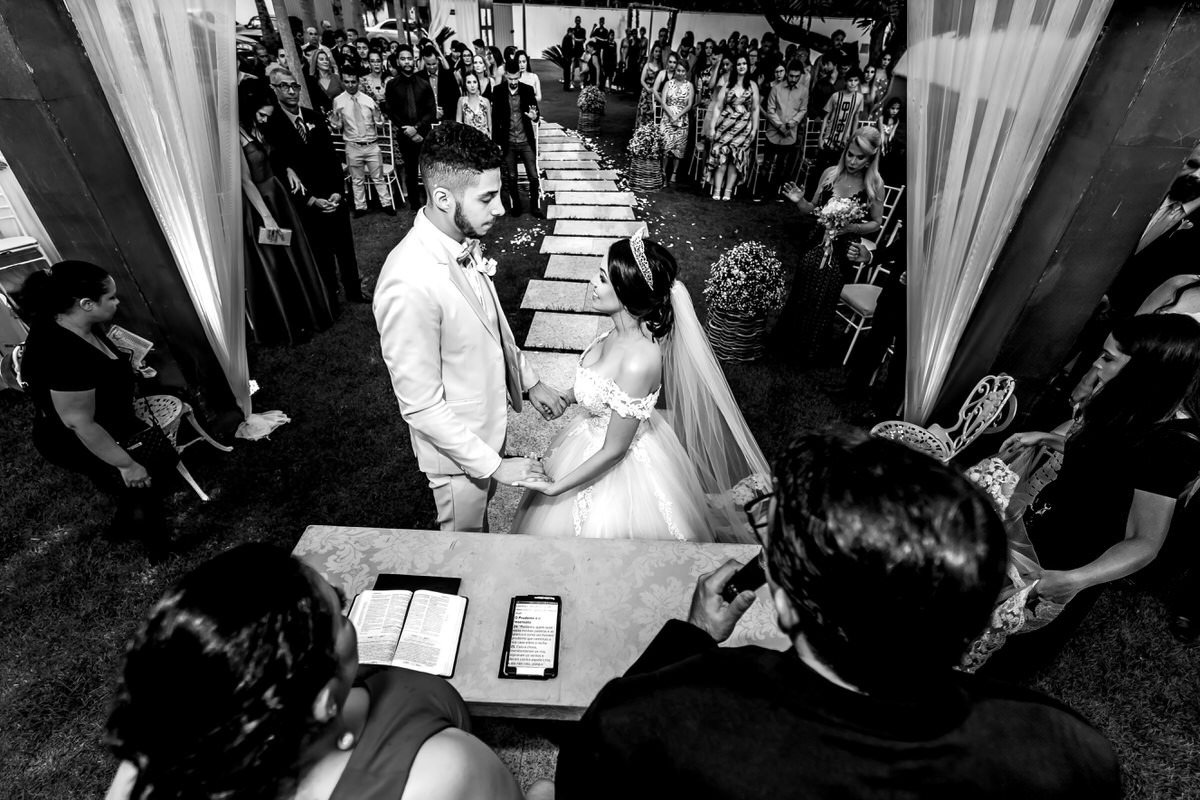 casamento-no-por-do-sol-wedding-renata-e-guilherme-rondonopolis-mt-fotografo-de-casamento-atardecer-noiva-linda-foto-preto-e-branco-pb