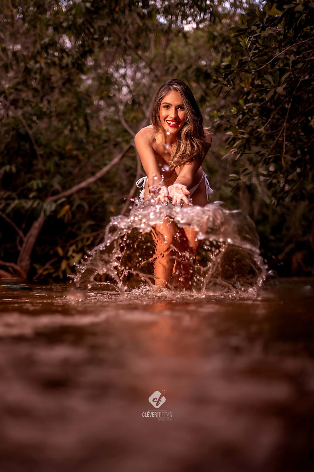 Ensaio-feminino-Janaine-Souza-fotografia-sensual-retratos-boudoir-Cléver-Freitas-fotografo-Rondonopolis-mt-Complexo-Turístico-Carimã