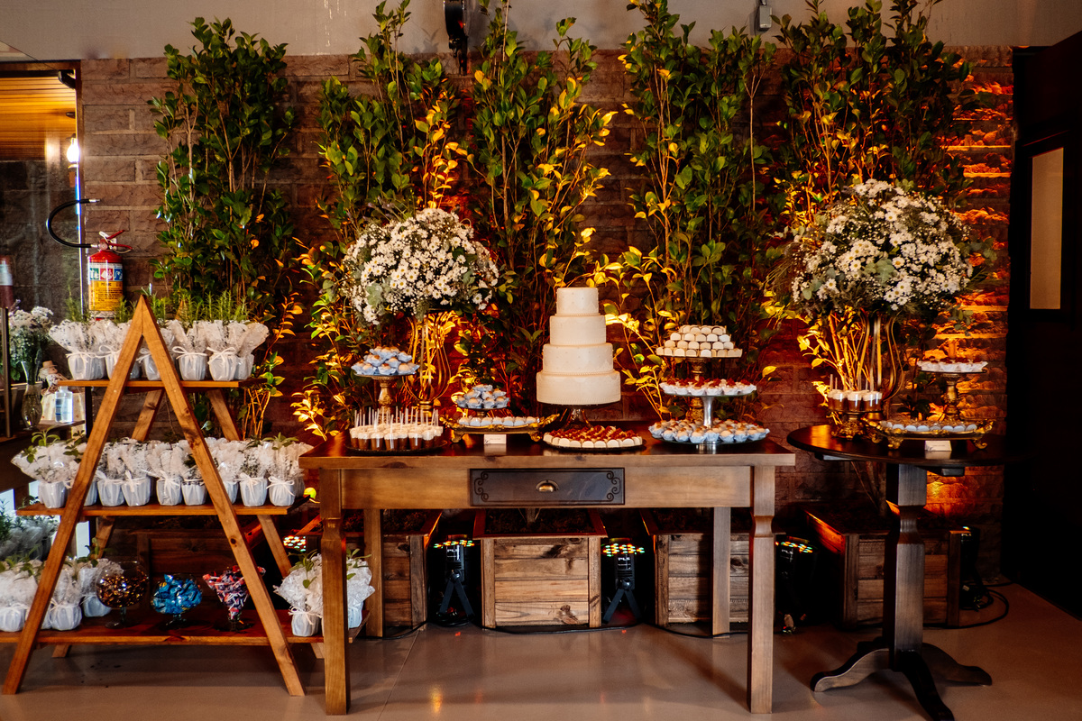 Aline Bortolini Fotografia
Fotógrafo no vale dos vinhedos
Case na Serra Gaúcha
casamento em Garibaldi 