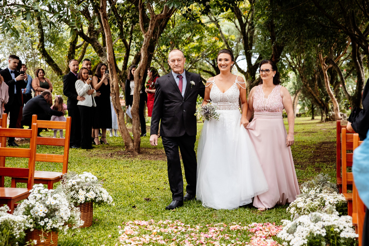 Aline Bortolini Fotografia
Fotógrafo no vale dos vinhedos
Case na Serra Gaúcha
casamento em Garibaldi 