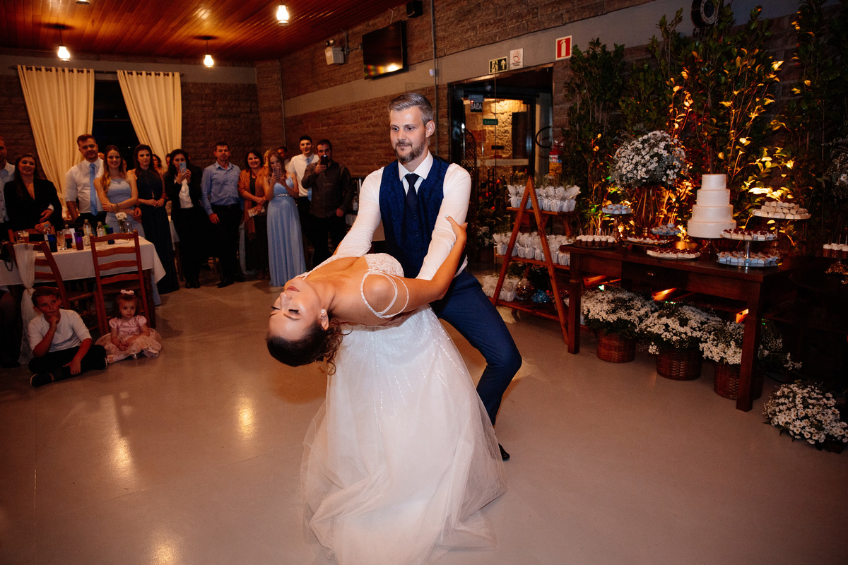 Aline Bortolini Fotografia
Fotógrafo no vale dos vinhedos
Case na Serra Gaúcha
casamento em Garibaldi 