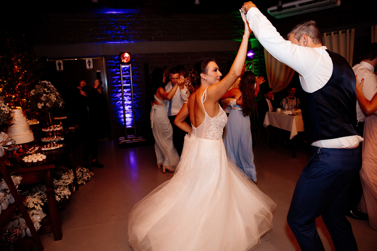 Aline Bortolini Fotografia
Fotógrafo no vale dos vinhedos
Case na Serra Gaúcha
casamento em Garibaldi 