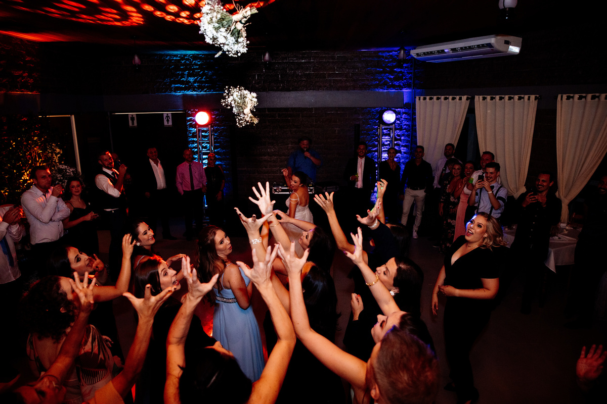 Aline Bortolini Fotografia
Fotógrafo no vale dos vinhedos
Case na Serra Gaúcha
casamento em Garibaldi 