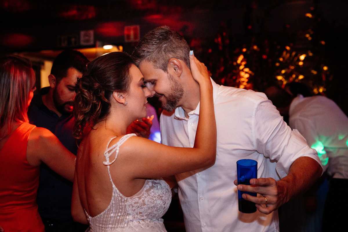 Aline Bortolini Fotografia
Fotógrafo no vale dos vinhedos
Case na Serra Gaúcha
casamento em Garibaldi 