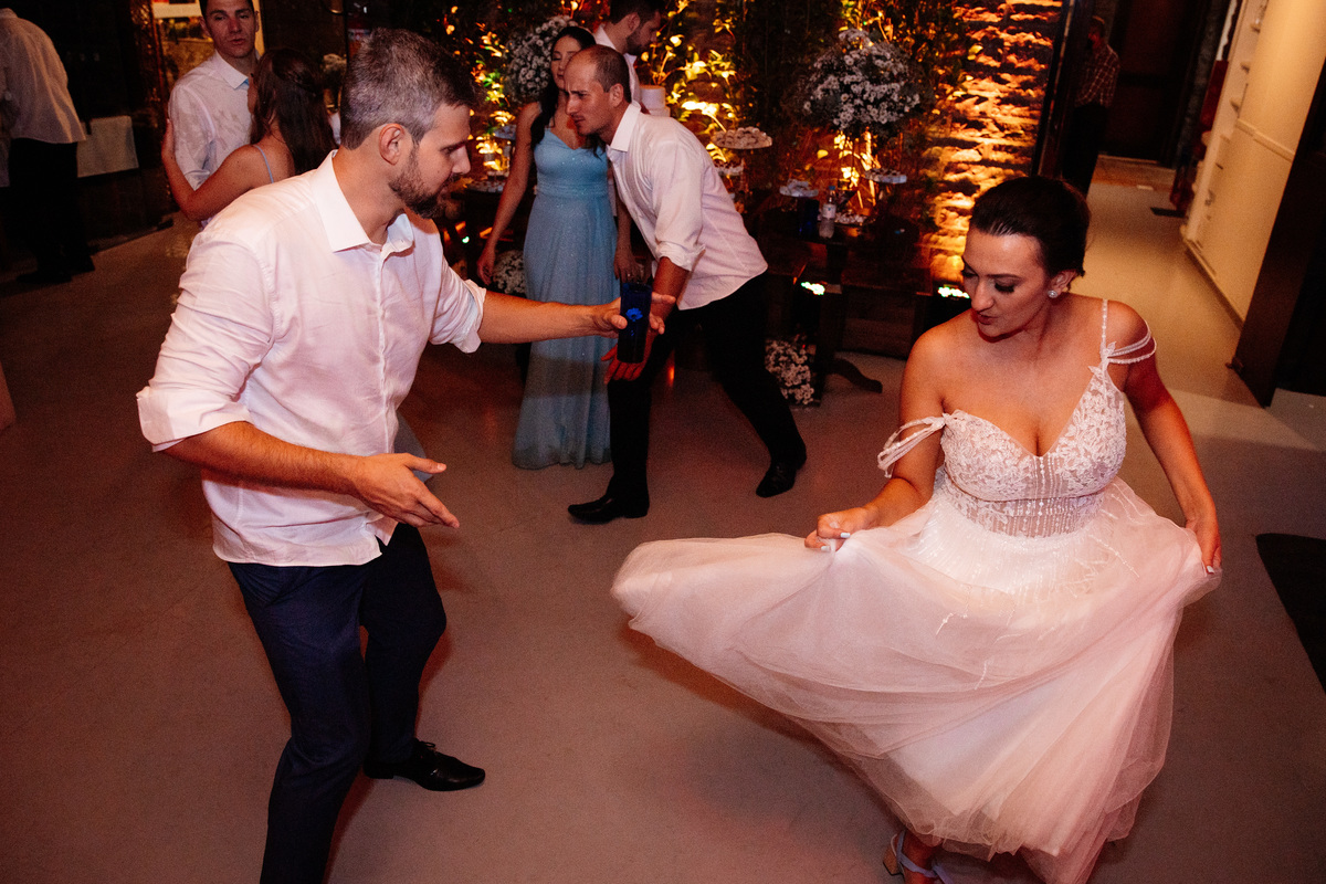 Aline Bortolini Fotografia
Fotógrafo no vale dos vinhedos
Case na Serra Gaúcha
casamento em Garibaldi 