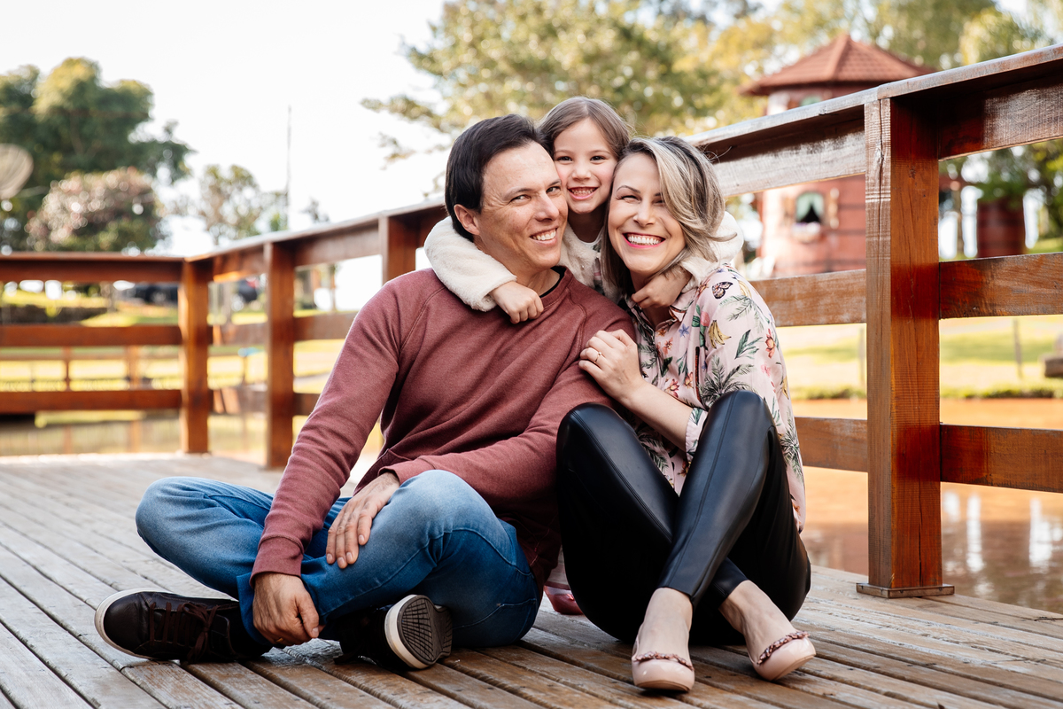 crianças infantil aline bortolini fotografia fotógrafa em garibaldi fotografia garibaldi fotografia externa fotos em família fotografia infantil vale dos vinhedos serra gaúcha porto seguro amor e afeto Essência porto seguro, virtudes, lar, família 