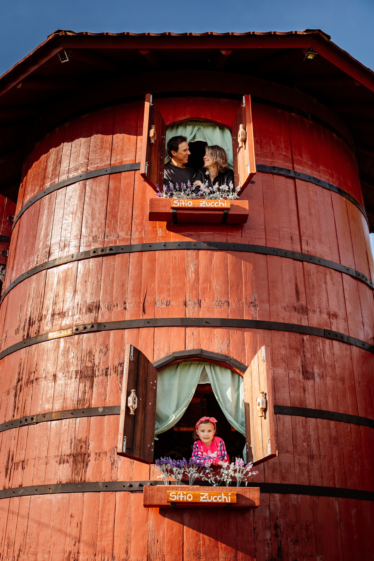 crianças infantil aline bortolini fotografia fotógrafa em garibaldi fotografia garibaldi fotografia externa fotos em família fotografia infantil vale dos vinhedos serra gaúcha porto seguro amor e afeto Essência porto seguro, virtudes, lar, família 