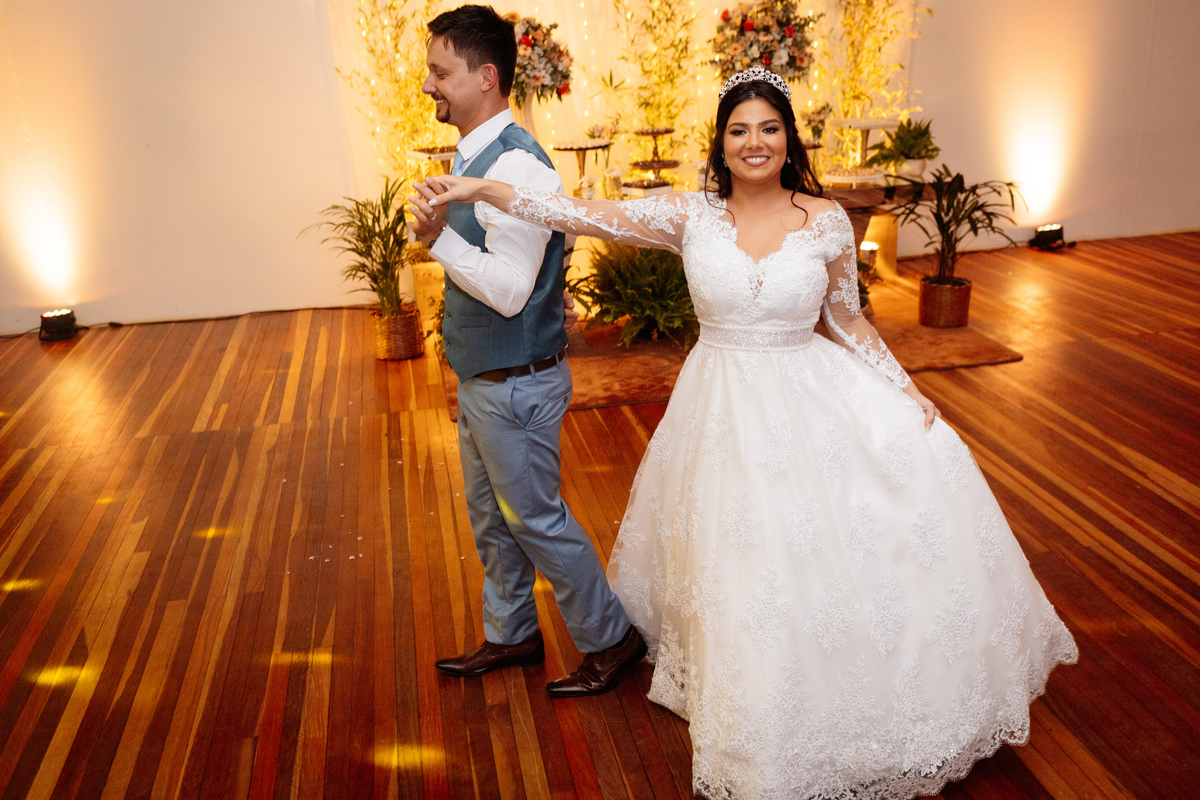 Aline Bortolini Fotografia
Fotógrafo no vale dos vinhedos
Case na Serra Gaúcha
casamento em Garibaldi 
