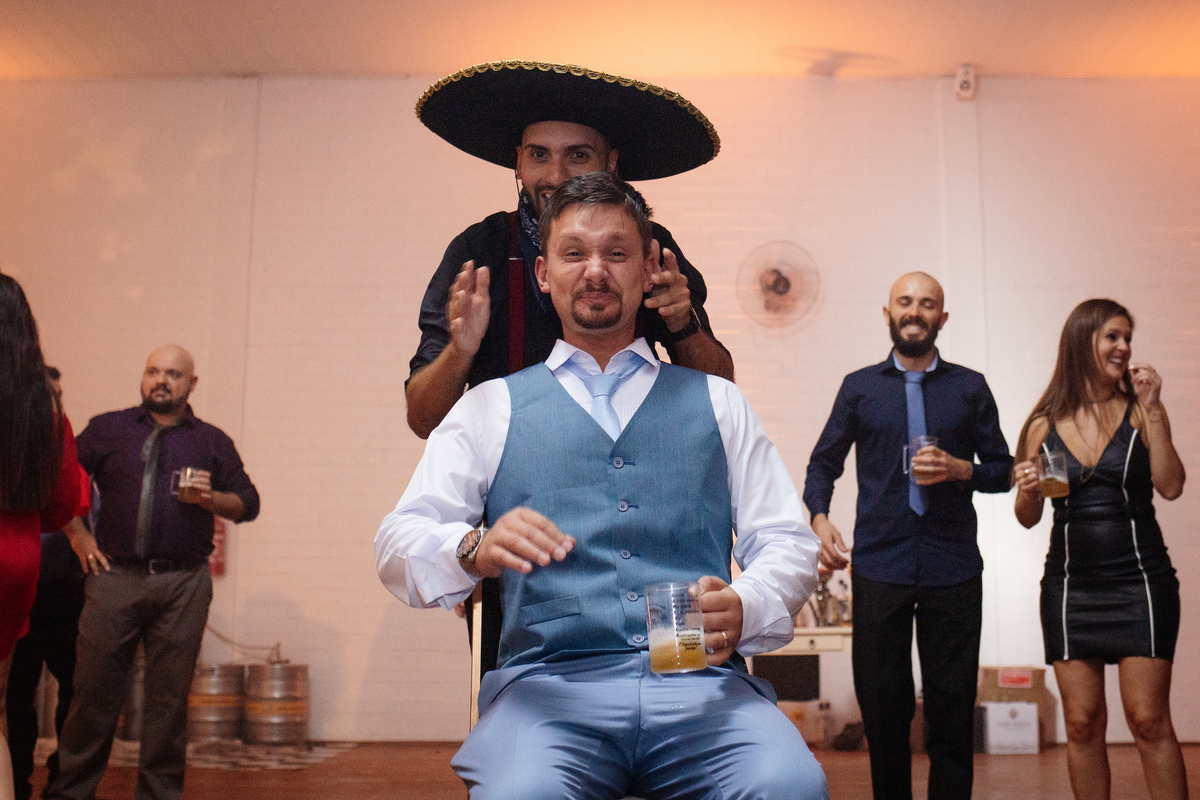 Aline Bortolini Fotografia
Fotógrafo no vale dos vinhedos
Case na Serra Gaúcha
casamento em Garibaldi 