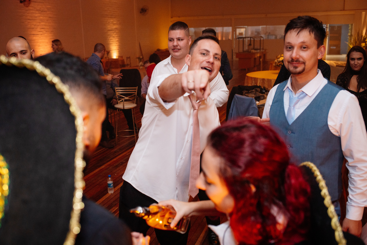 Aline Bortolini Fotografia
Fotógrafo no vale dos vinhedos
Case na Serra Gaúcha
casamento em Garibaldi 