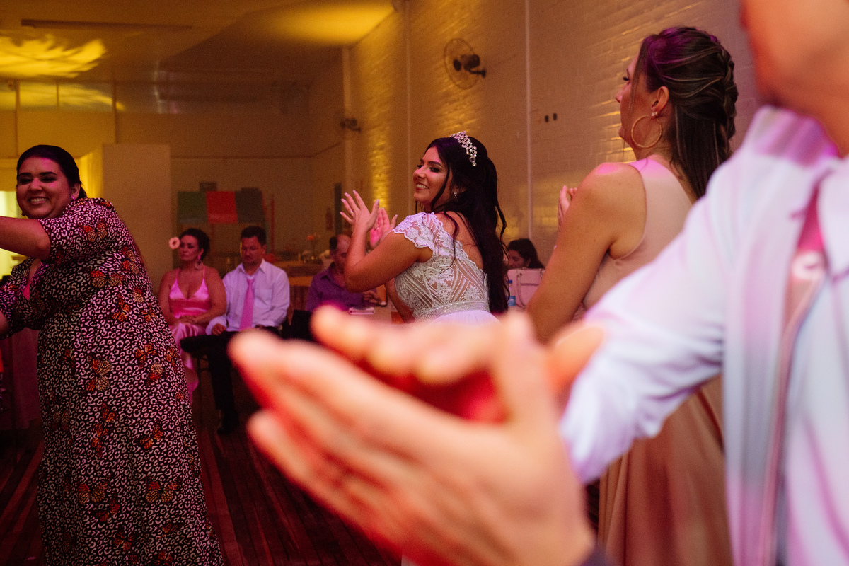 Aline Bortolini Fotografia
Fotógrafo no vale dos vinhedos
Case na Serra Gaúcha
casamento em Garibaldi 