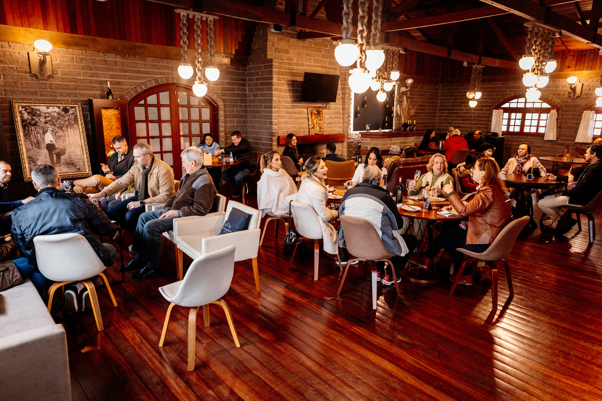 Aline Bortolini Fotografia
Fotógrafo no vale dos vinhedos
Case na Serra Gaúcha
casamento em Garibaldi bodas casa valduga vale dos vinhedos 