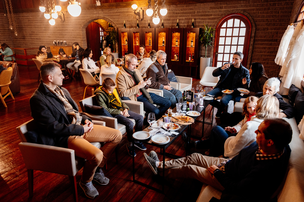 Aline Bortolini Fotografia
Fotógrafo no vale dos vinhedos
Case na Serra Gaúcha
casamento em Garibaldi bodas casa valduga vale dos vinhedos 