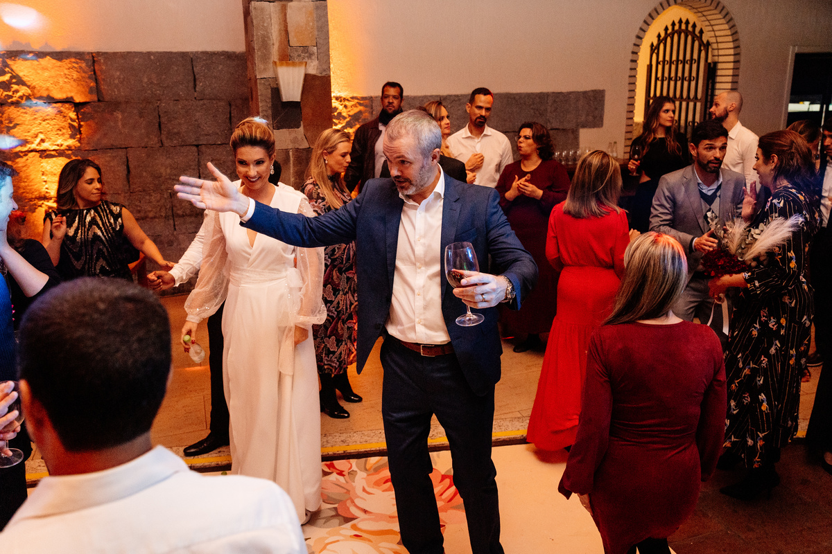 Aline Bortolini Fotografia
Fotógrafo no vale dos vinhedos
Case na Serra Gaúcha
casamento em Garibaldi bodas casa valduga vale dos vinhedos 