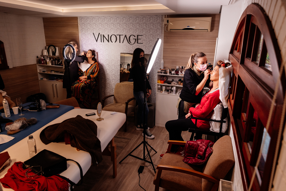 Aline Bortolini Fotografia
Fotógrafo no vale dos vinhedos
Case na Serra Gaúcha
casamento em Garibaldi bodas casa valduga vale dos vinhedos 