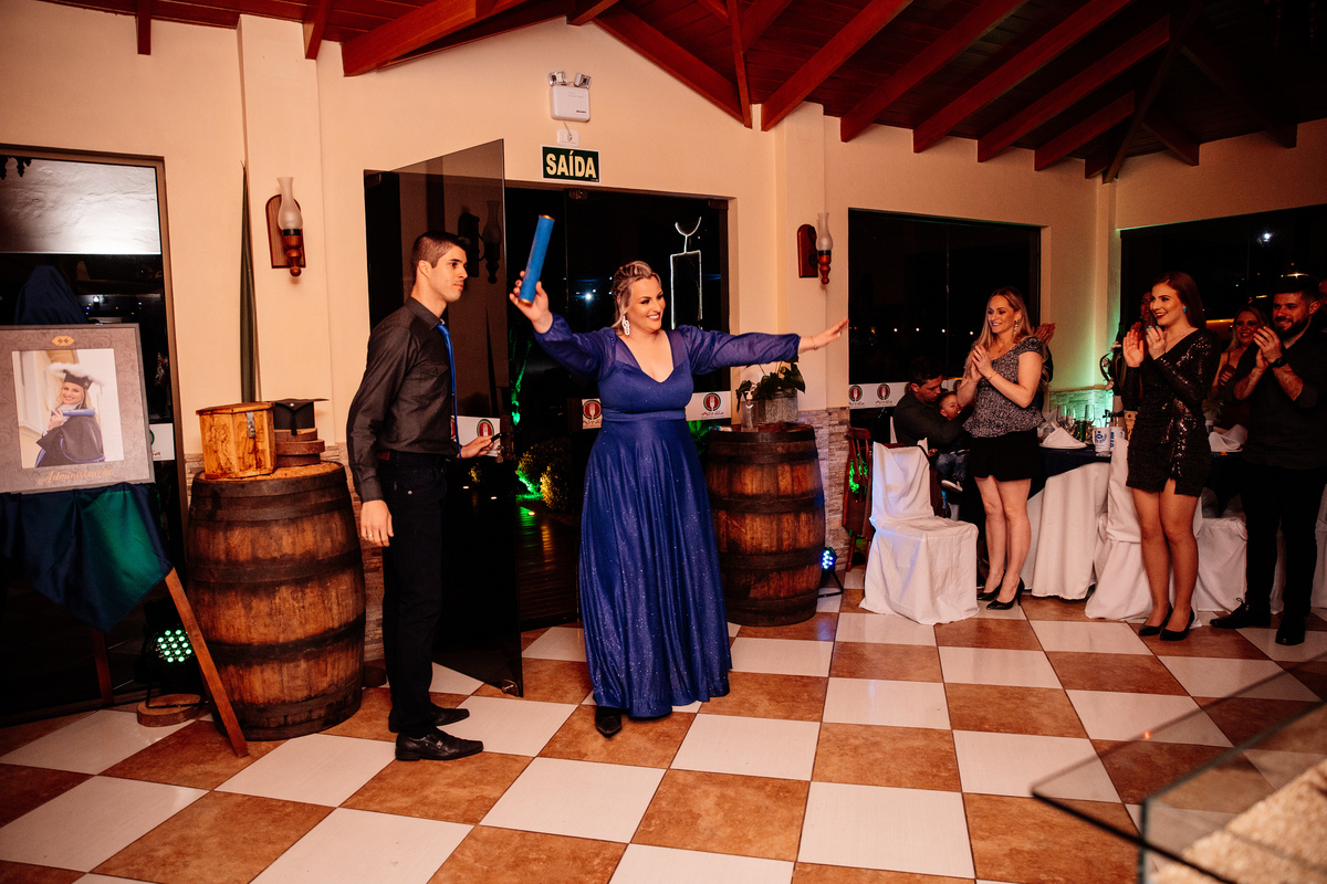 Formatura colação de grau fotografia de formatura festa de formatura  aline bortolini fotografia eventos vale dos vinhedos garibaldi bento gonçalves Carlos Barbosa arquitetura