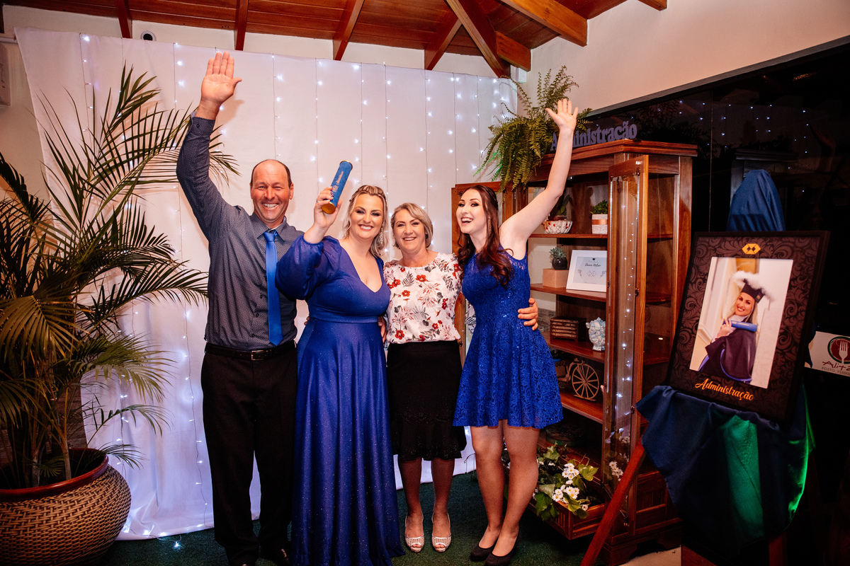 Formatura colação de grau fotografia de formatura festa de formatura  aline bortolini fotografia eventos vale dos vinhedos garibaldi bento gonçalves Carlos Barbosa arquitetura