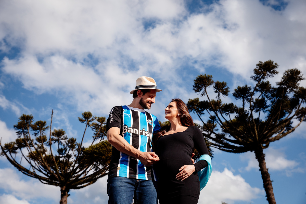 Ensaio Gestante Gestação  Bebê à Bordo Fotografia de gestante Fotógrafos em Garibaldi Fotografia em garibaldi Aline Bortolini Aline Bortolini Fotografia Fotografia em Bento Gonçalves Doce espera Fotografia no vale dos vinhedos Mãe de menino família