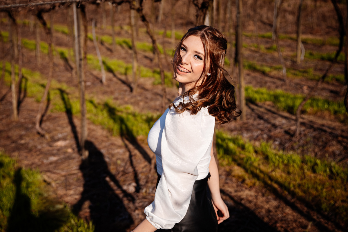 Ensaio externo ensaio de 15 15 anos ensaio fotográfico Serra Gaúcha Debutantes Aline Bortolini fotografia garibaldi - RS Vale dos Vinhedos Aline Bortolini Fotografia meu 15 2021 debutante  fotografia externa fotografia de família 