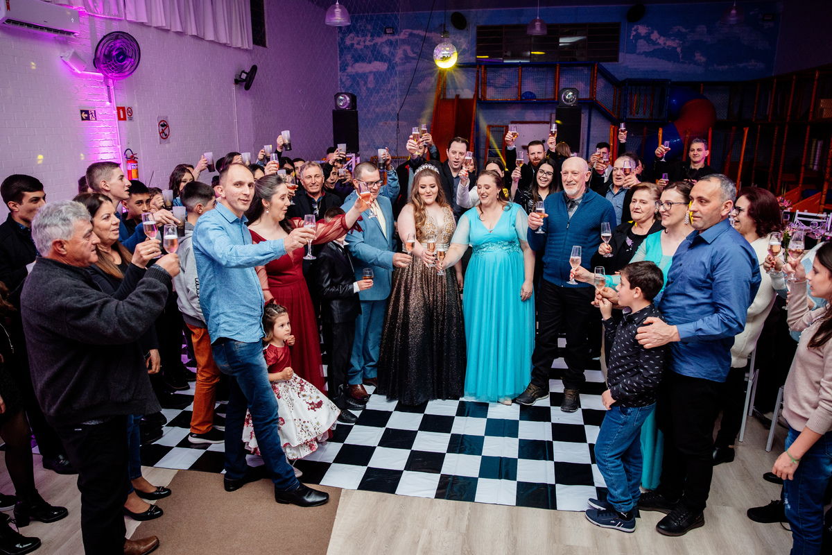 dos sonhos 15 anos menina moça debutante book festa de 15 15 anos fotografia de 15 anos fotografia de eventos garibaldi bento gonçalves sentimento essência vida vestido de 15 