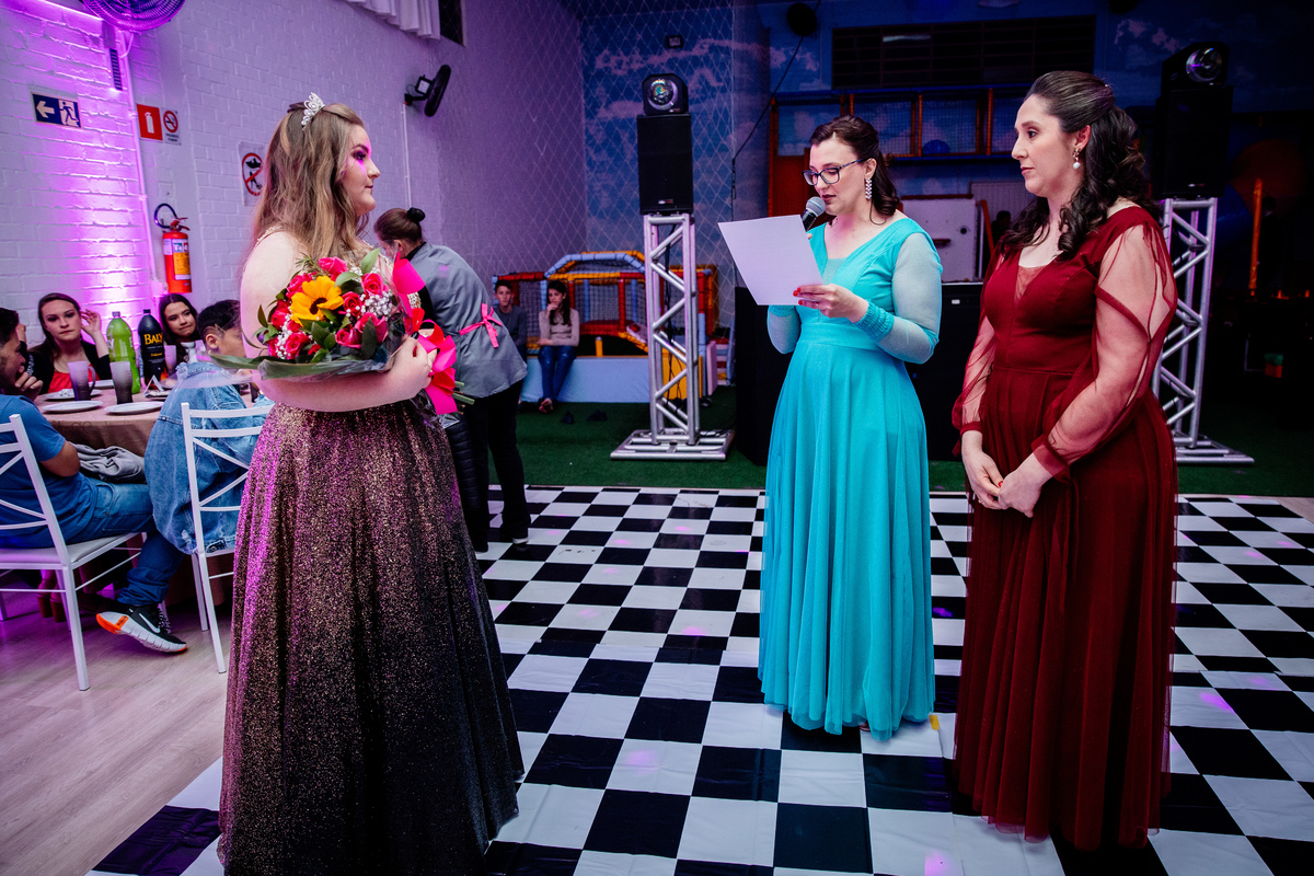 dos sonhos 15 anos menina moça debutante book festa de 15 15 anos fotografia de 15 anos fotografia de eventos garibaldi bento gonçalves sentimento essência vida vestido de 15 