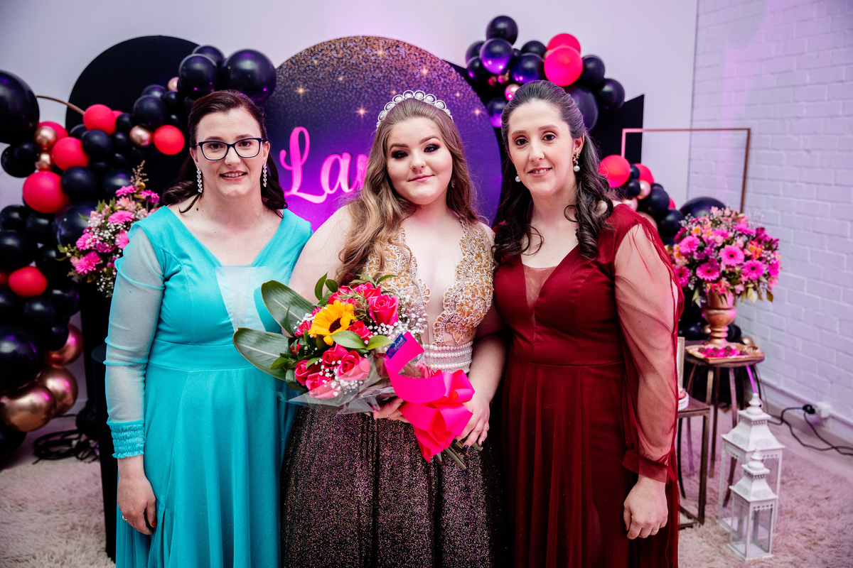 dos sonhos 15 anos menina moça debutante book festa de 15 15 anos fotografia de 15 anos fotografia de eventos garibaldi bento gonçalves sentimento essência vida vestido de 15 