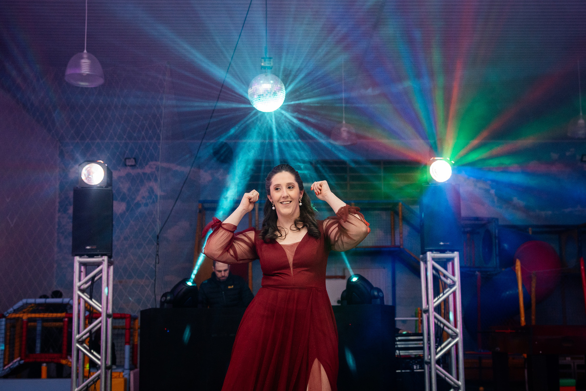 dos sonhos 15 anos menina moça debutante book festa de 15 15 anos fotografia de 15 anos fotografia de eventos garibaldi bento gonçalves sentimento essência vida vestido de 15 