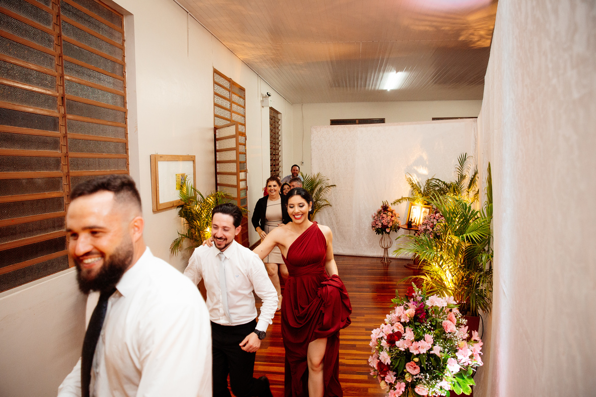 Aline Bortolini Fotografia
Fotógrafo no vale dos vinhedos
Case na Serra Gaúcha
casamento em Garibaldi 