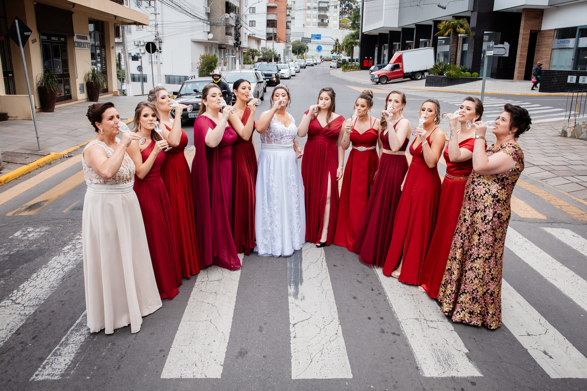Aline Bortolini Fotografia
Fotógrafo no vale dos vinhedos
Case na Serra Gaúcha
casamento em Garibaldi 