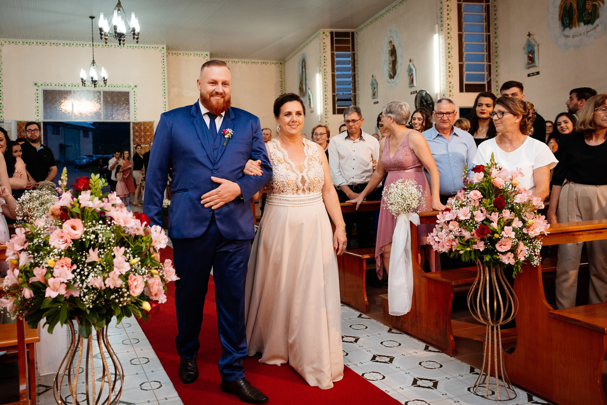 Aline Bortolini Fotografia
Fotógrafo no vale dos vinhedos
Case na Serra Gaúcha
casamento em Garibaldi 