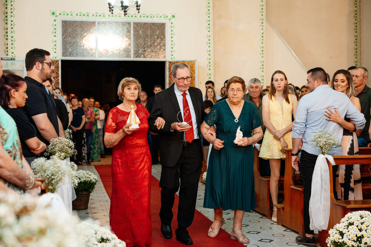 Aline Bortolini Fotografia
Fotógrafo no vale dos vinhedos
Case na Serra Gaúcha
casamento em Garibaldi 
