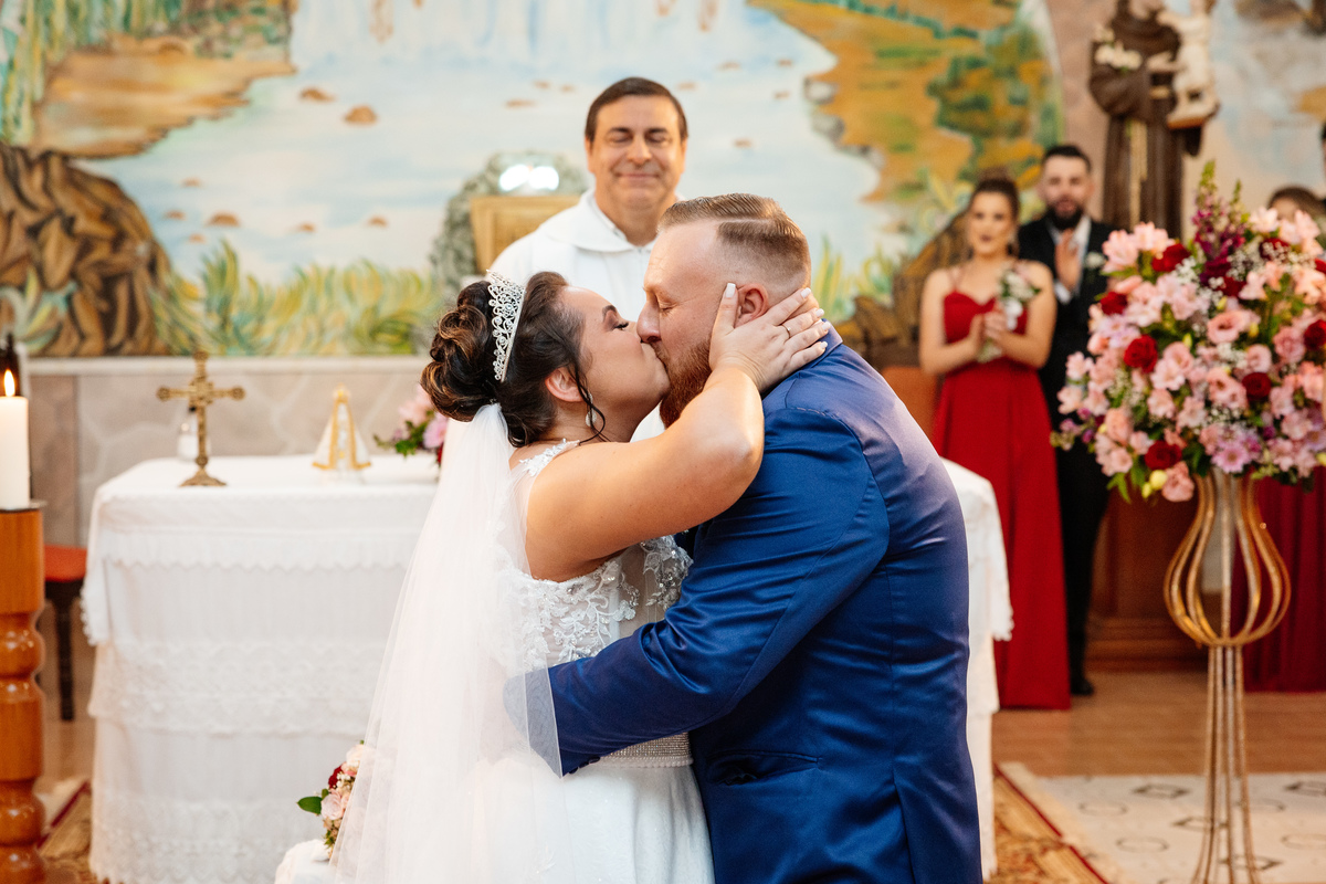 Aline Bortolini Fotografia
Fotógrafo no vale dos vinhedos
Case na Serra Gaúcha
casamento em Garibaldi 